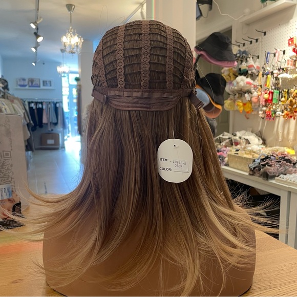 - Human hair brown ombre blonde blend dark root wig main image 8